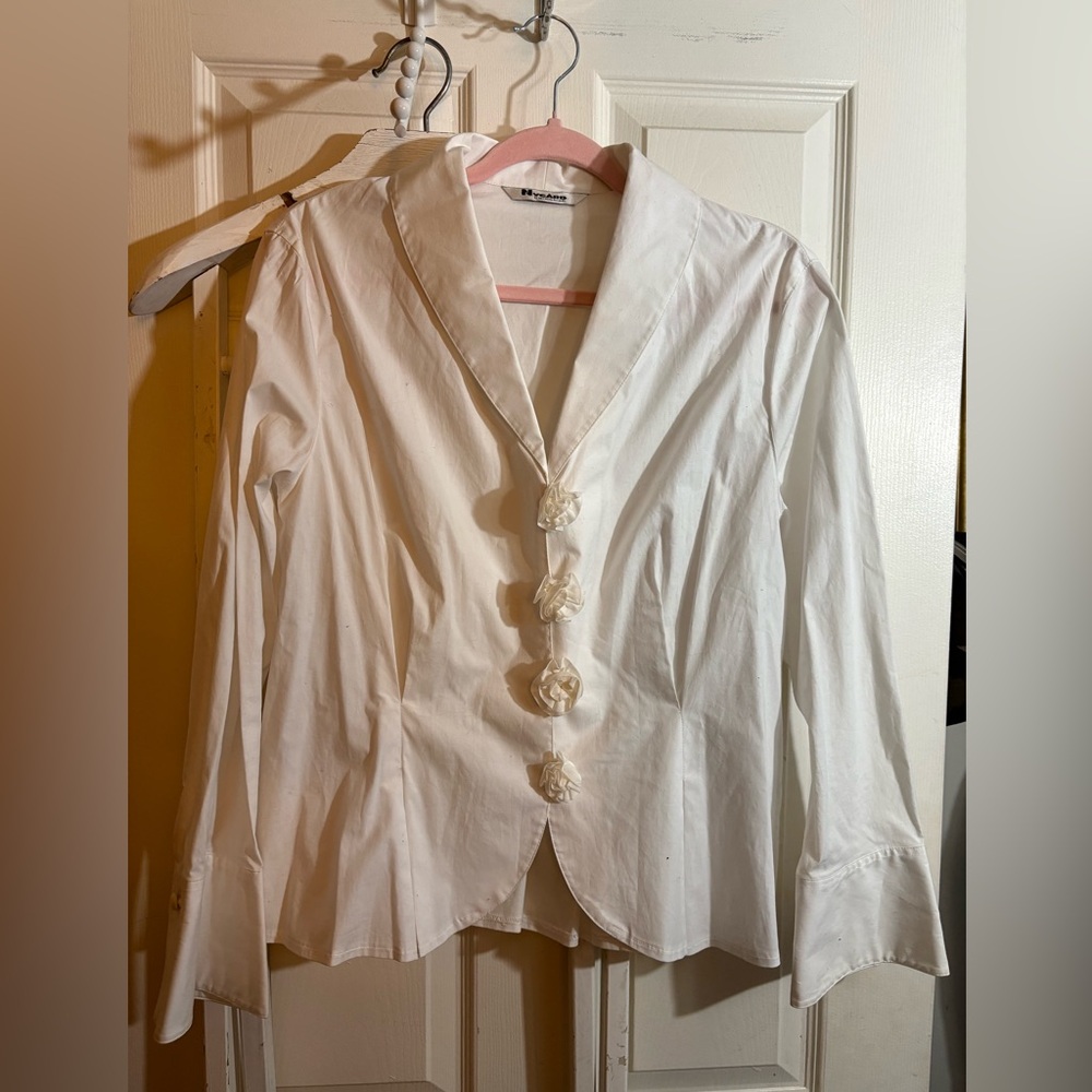 Vintage Nygard White Button-Down Shirt with Floral Buttons